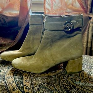 Coach suede bootie size 7m